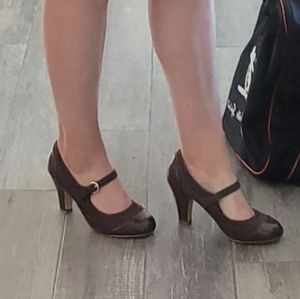 Vintage style heels - JG Heels